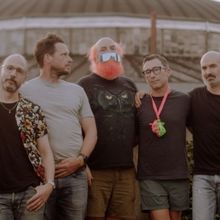 Les Savy Fav Share 'Legendary Tippers' Single