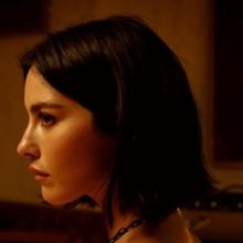 Gracie Abrams Unveils 'The Secret of Us' Deluxe Album