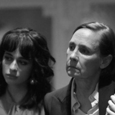 Video: Laurie Metcalf, Tatiana Maslany & More Discuss GREY HOUSE