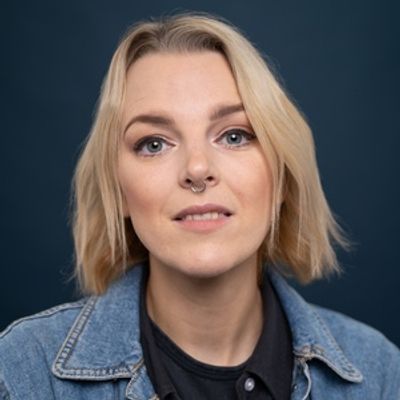 Interview: 'It's About Anyone With A Dream': Actor Becky Clayburn on Working Class Stories and Pride in the North East in GERRY &amp; SEWELL