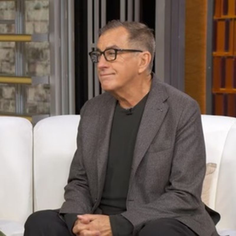 Wake Up With BroadwayWorld January 16, 2026- HELL'S KITCHEN Sets Broadway Closing and More Image