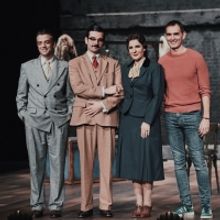 PHOTO FLASH: EN TIERRA EXTRAÑA se presenta en el Español