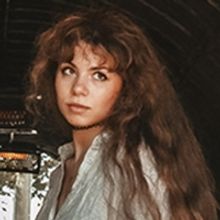 Francesca Panetta Releases New Single 'So Few Words (love letter)'