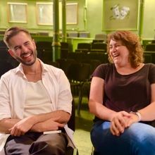 INTERVIEW: Emma de Martino y Sara Pérez hablan sobre ATRAPADAS EN LA OFI