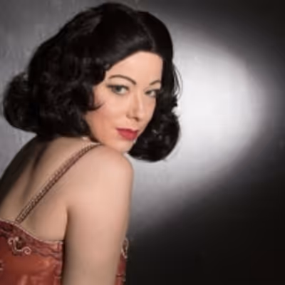 Review: HEDY! THE LIFE & INVENTIONS OF HEDY LAMARR at Sarasota Jewish Theatre