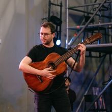 Interview: Hablamos con Alberto Frías sobre EL BATEO y LA REVOLTOSA