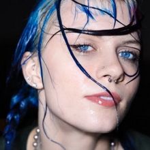 Devon Again Debuts New Song 'Deep'