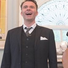 BWW Review: CHARLES DICKENS A CHRISTMAS CAROL A PLAY WITH MUSIC Delights at the Al…