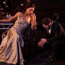 DUBLIN THEATRE FESTIVAL 2026: Review: RADIO BETTE at Gaiety Theatre
