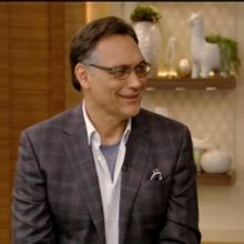 VIDEO: Jimmy Smits Talks About THE WEST WING on LIVE WITH KELLY AND RYAN
