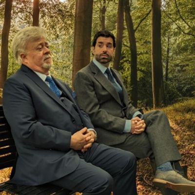 Review: A WALK IN THE WOODS at The Abbey Theater