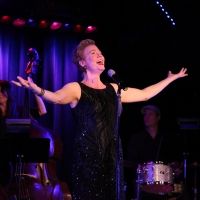 BWW Review: Jennifer Barnhart Outdoes Herself with IT'S ABOUT TIME at The Laurie…