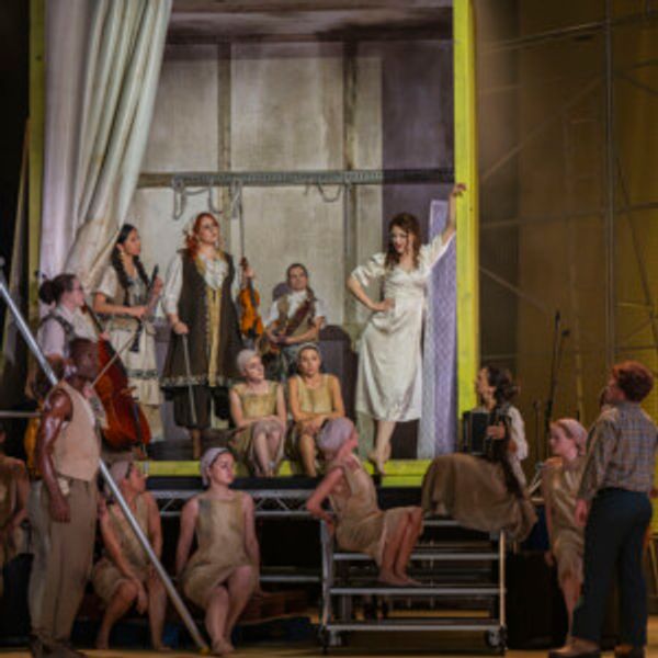 Review: CARMEN, Grand Opera House Photo