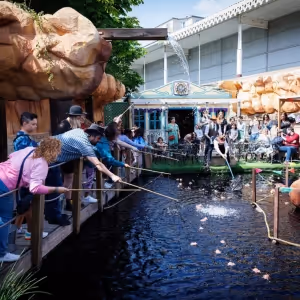 Review: PHANTOM PEAK: SUMMER'S PEAK, London