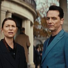 Photos: First-Look at Claire Danes and Matthew Rhys in THE BEAST IN ME