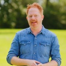 BWW Exclusive: Jesse Tyler Ferguson Brings Theatrical Flair to SECRET CELEBRITY RENOV
