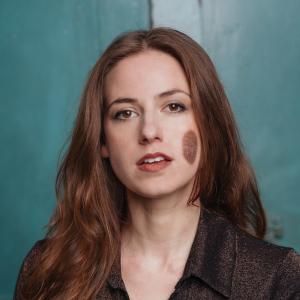 Chloe Radcliffe: Eyes Down Here Now Streaming on Comedy Central