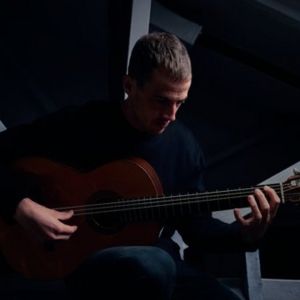 Video: Charlie Cunningham Shares New Video 'Water Tower'