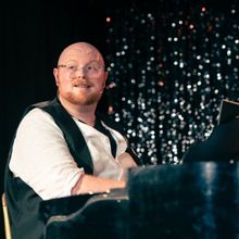 Review: THE LAST CABARET ON EARTH, Oran Mor