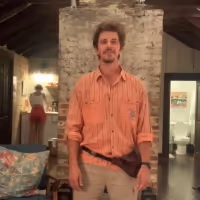 VIDEO: Hunter Brown Presents WAITRESS Parody 'How to Make a Negroni'