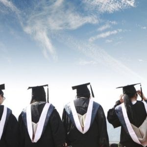 Student Blog: University Wrapped: Do's and Don'ts for Semester Two