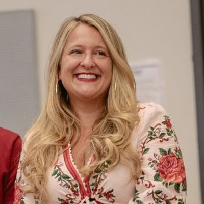 Meet the Queen of THE QUEEN OF VERSAILLES, Broadway Newcomer Lindsey Ferrentino