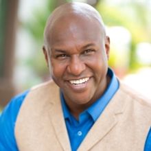 Johnathan Lee Iverson Premieres New Solo Cabaret In Winter Park Playhouse Spotlight C