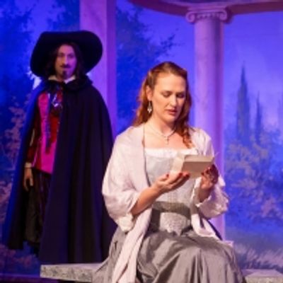 BWW Review: Archive Theatre's CYRANO DE BERGERAC Delivers Epic Experience