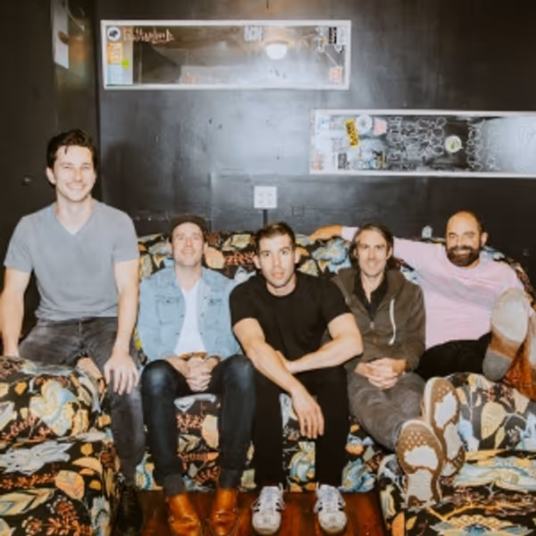Drew Holcomb & The Neighbors Release New Ballad 'Way Back When' Photo