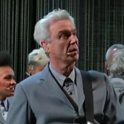 VIDEO: David Byrne & AMERICAN UTOPIA Perform 'I Zimbra' on THE LATE SHOW