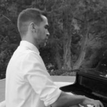 TV: Xavier Torras se despide de ANASTASIA con un medley