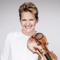 Los Angeles Philharmonic Appoints Vineta Sareika as Concertmaster