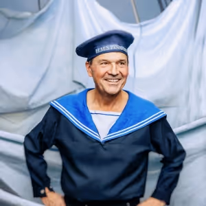 Blue Hill Troupe's H.M.S. PINAFORE Will Raise Money For the Young People's Chorus of…