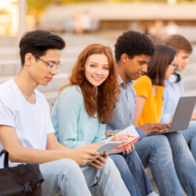 BroadwayWorld Seeks High School and College Student Bloggers for Fall 2026