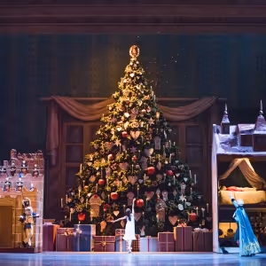 Review: THE NUTCRACKER, Royal Opera House