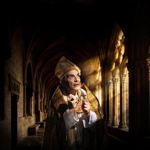 Full Cast Set for MURDER IN THE CATHEDRAL at Orange Tree Theatre