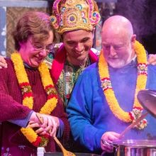 Arizona Arts Live Invites Tucson To A Theatrical Celebration With MRS. KRISHNAN'S PAR