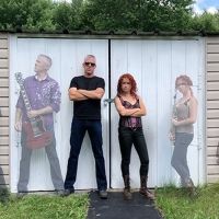 Indie-Pop Easy-Rock Duo RED DIRT SKINNERS Look To “Brighter Days Ahead”