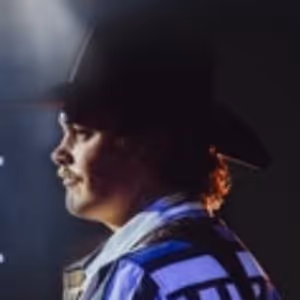 Zach Top Confirms European Leg of 'Cold Beer & Country Music' Tour