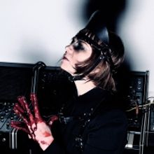 VIDEO: I Speak Machine Releases New Single 'War'