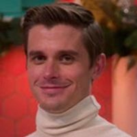 VIDEO: Antoni Porowski Hosts Netflix's EASY-BAKE BATTLE Triailer