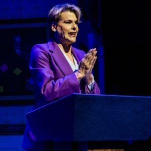 Review: POTUS: OR, BEHIND EVERY GREAT DUMBASS ARE SEVEN WOMEN TRYING TO KEEP HIM ALIVE at Geffen Playhouse