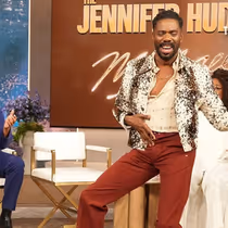 Jennifer Hudson Takes On The Moonwalk In New Studio Segment