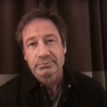 VIDEO: David Duchovny Misses Seth Meyers' Trump Impersonation