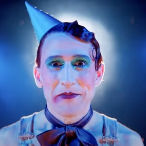 Video: Katherine Langford & Adam Gillen in CABARET at the Kit Kat Club