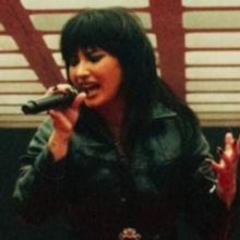 VIDEO: Demi Lovato Releases Vevo Official Live Performance of 'HAPPY ENDING'