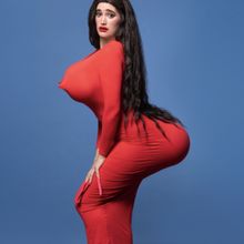 AY AM! to Make Edinburgh Festival Fringe Debut with Clown Maya Ricote