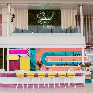 Video: Peacock Debuts New LOVE ISLAND USA Villa For Season 5