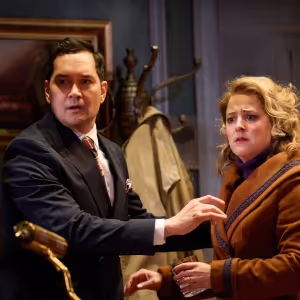 Review: DIAL M FOR MURDER at The Village Theater