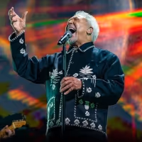 Sir Tom Jones Announces Headline Show at Cardiff Castle